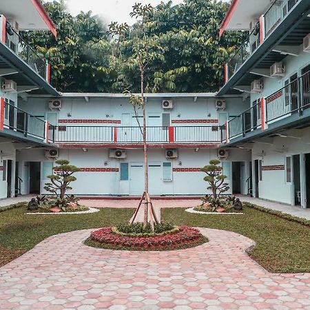 Oyo 488 Tekno Residence South Tangerang Exterior photo