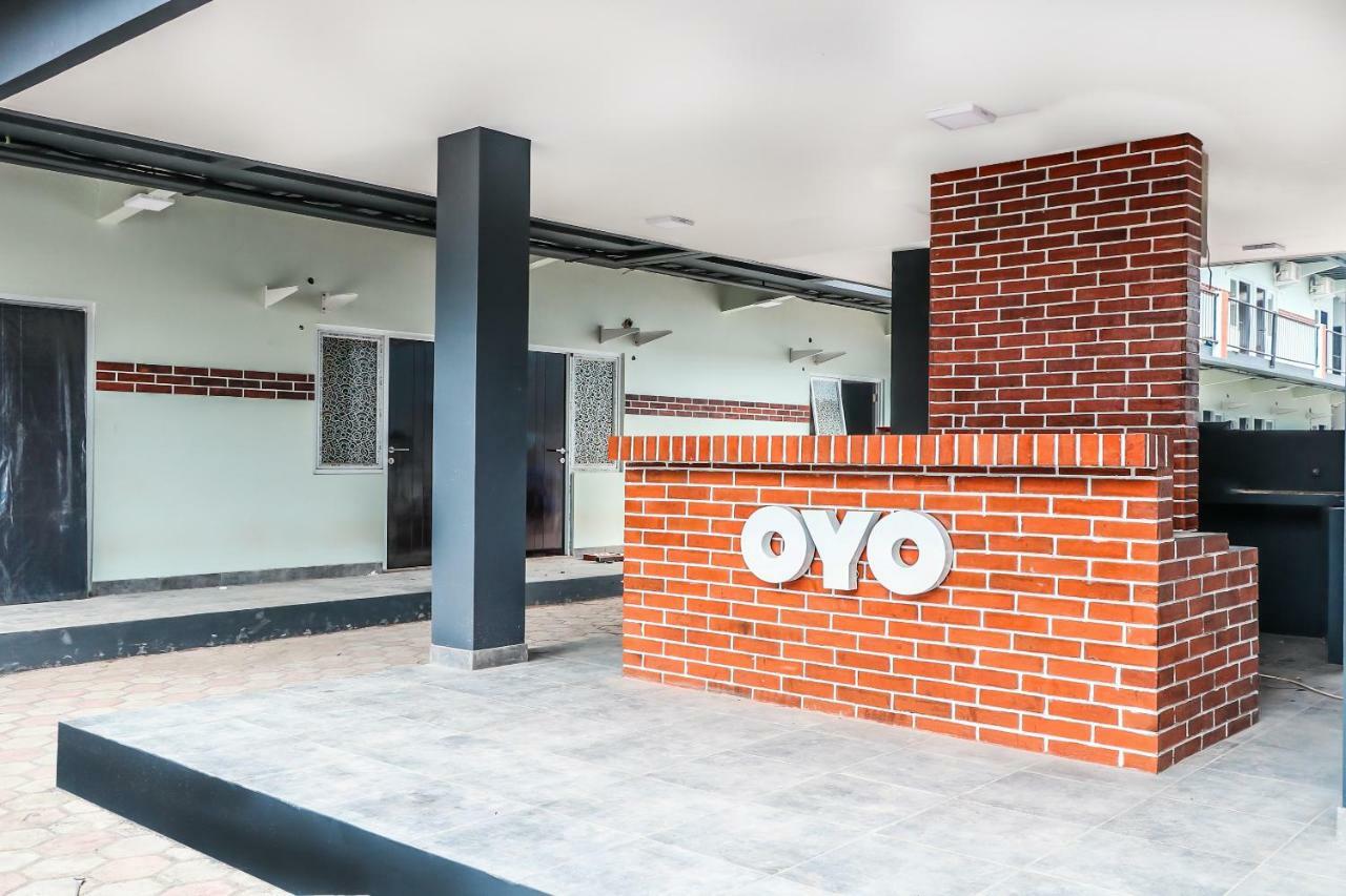 Oyo 488 Tekno Residence South Tangerang Exterior photo